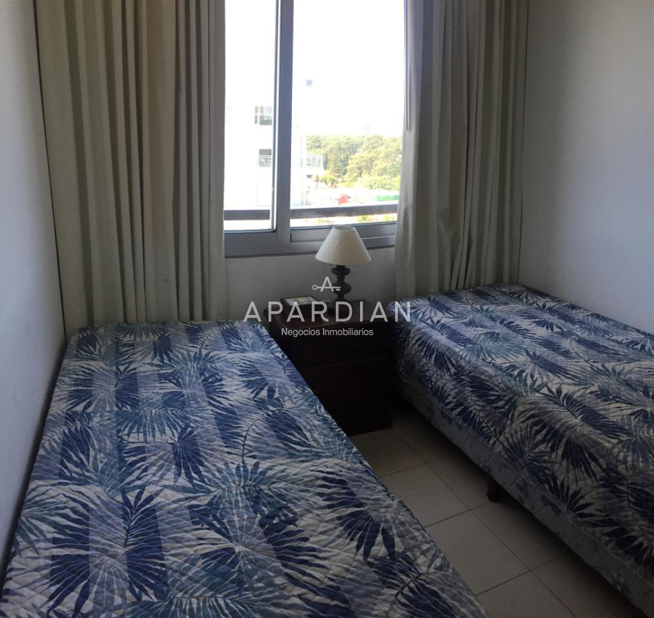 Apartamento ID.21096830 - Apartamwento en venta 3 dormitorios 2 baños.