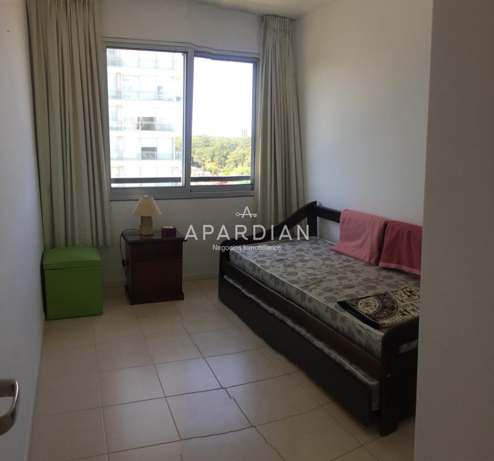 Apartamento ID.21096830 - Apartamwento en venta 3 dormitorios 2 baños.