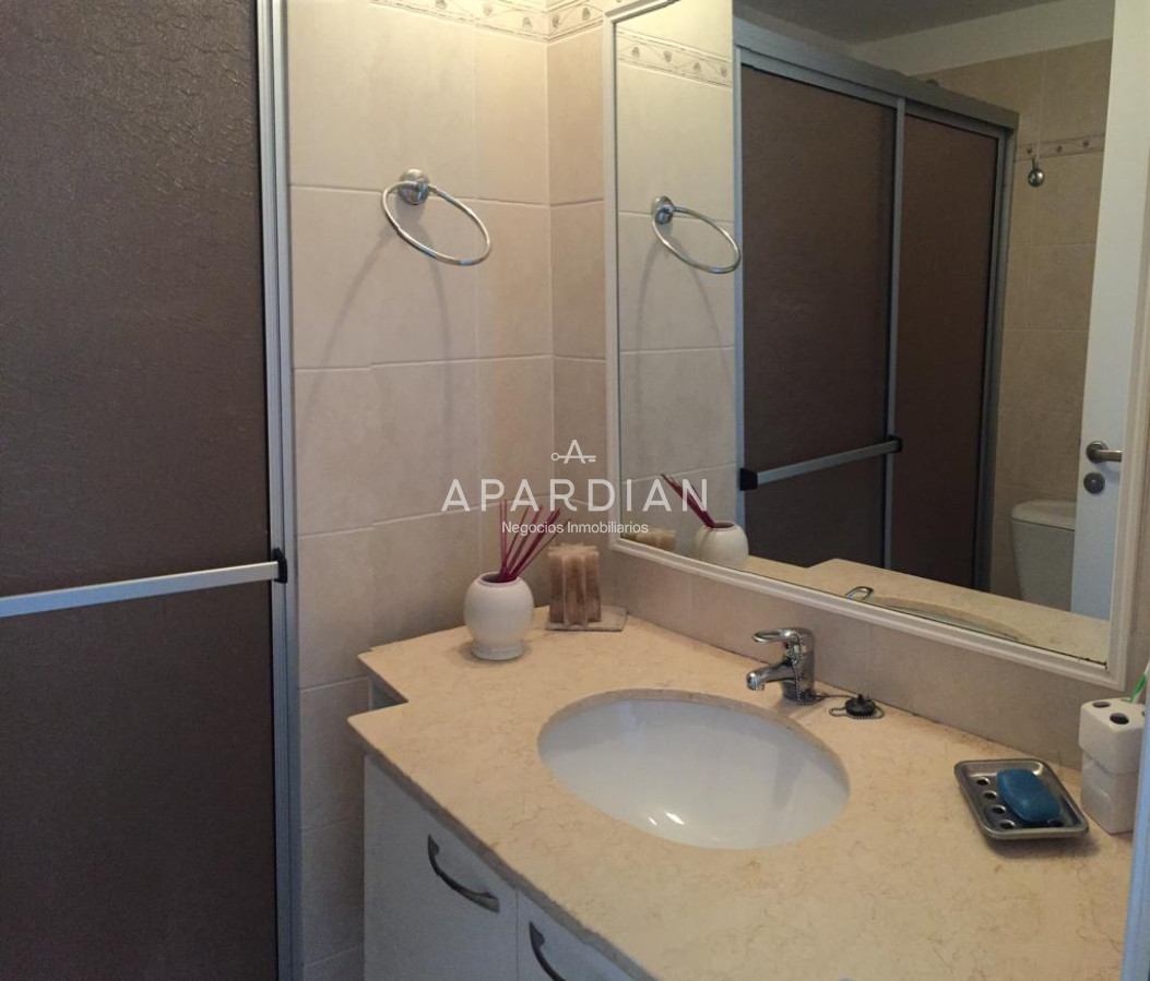 Apartamento ID.21096830 - Apartamwento en venta 3 dormitorios 2 baños.