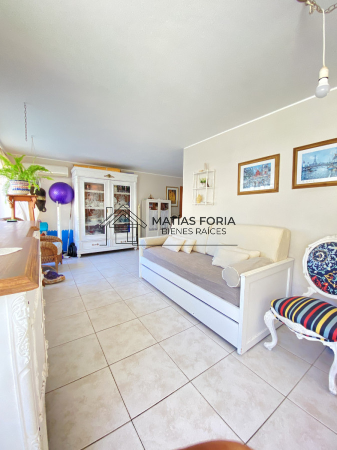 Apartamento ID.45 - Amplio y luminoso apartamento en venta con patio, en el corazon de Punta del Este.