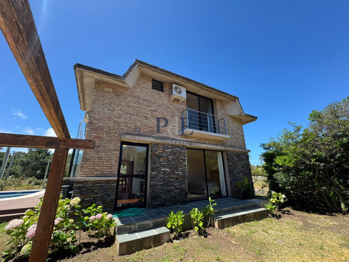 Manantiales | Residencia Moderna a Pasos de Bikini con Piscina Climatizada y Barbacoa - Imagen 45