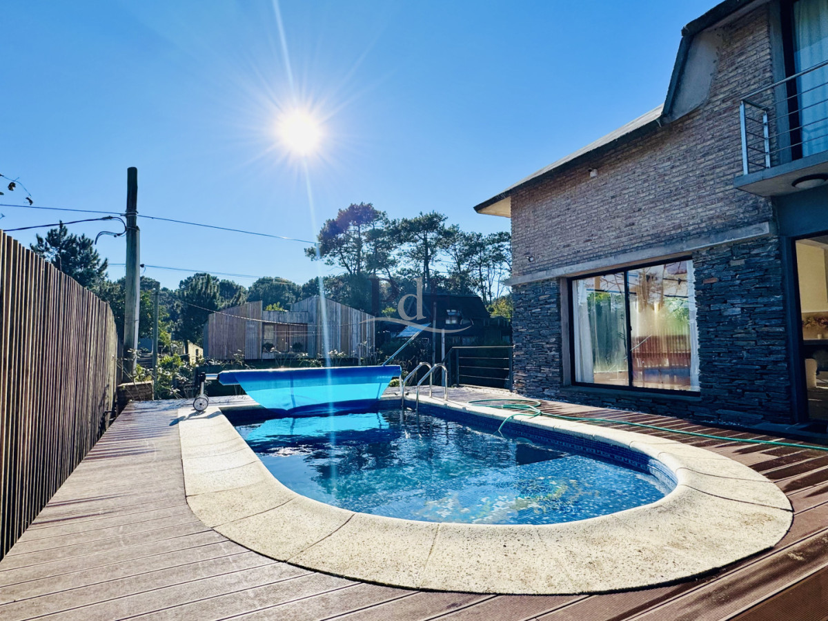 Manantiales | Residencia Moderna a Pasos de Bikini con Piscina Climatizada y Barbacoa - Imagen 48