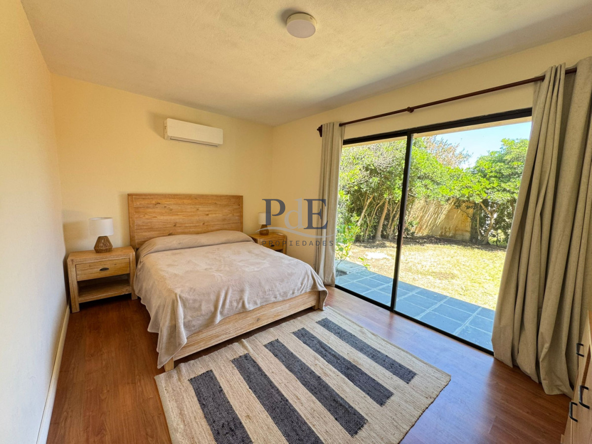 Manantiales | Residencia Moderna a Pasos de Bikini con Piscina Climatizada y Barbacoa - Imagen 20