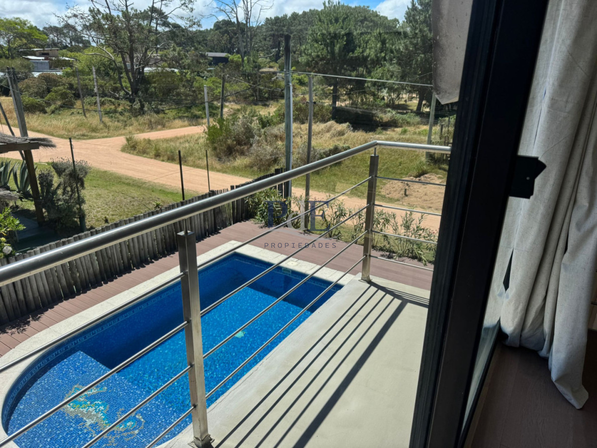 Manantiales | Residencia Moderna a Pasos de Bikini con Piscina Climatizada y Barbacoa - Imagen 30