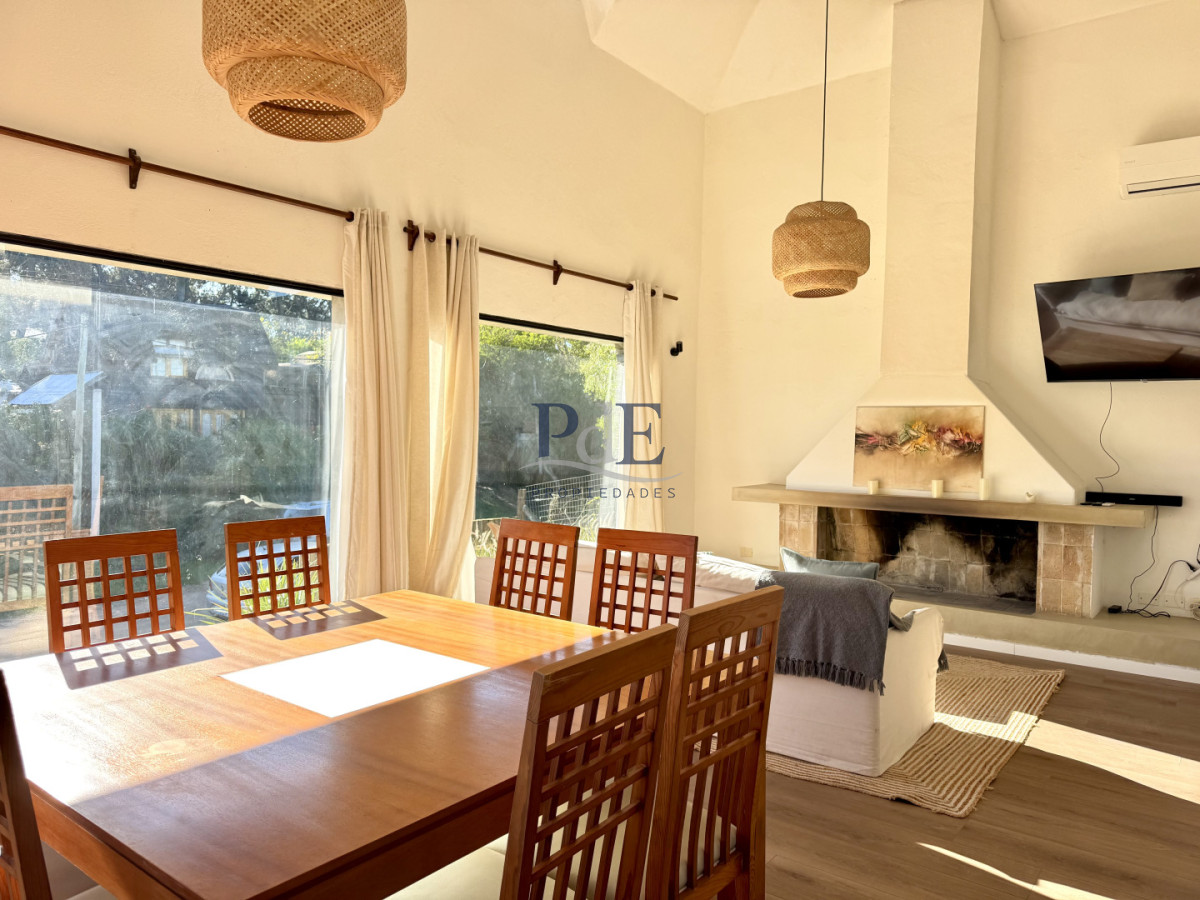 Manantiales | Residencia Moderna a Pasos de Bikini con Piscina Climatizada y Barbacoa - Imagen 4