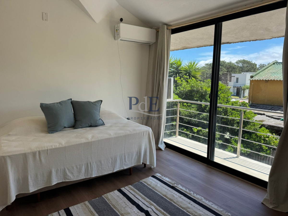 Manantiales | Residencia Moderna a Pasos de Bikini con Piscina Climatizada y Barbacoa - Imagen 31