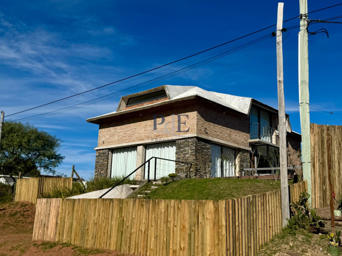 Manantiales | Residencia Moderna a Pasos de Bikini con Piscina Climatizada y Barbacoa - Imagen 42