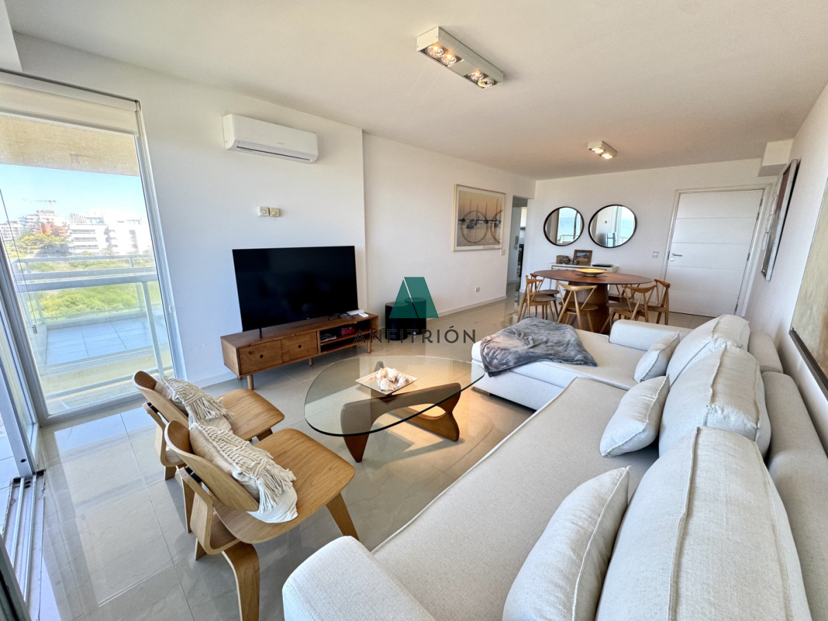 Apartamento ID.207 - Penthouse en - Playa Brava, Punta del Este