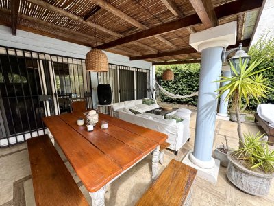 Casa en Montoya