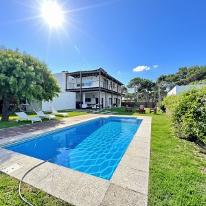 Casa venta alquiler en Manantiales