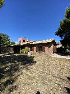 Casa en venta a pasos del mar en Tio Tom Punta Ballena. 