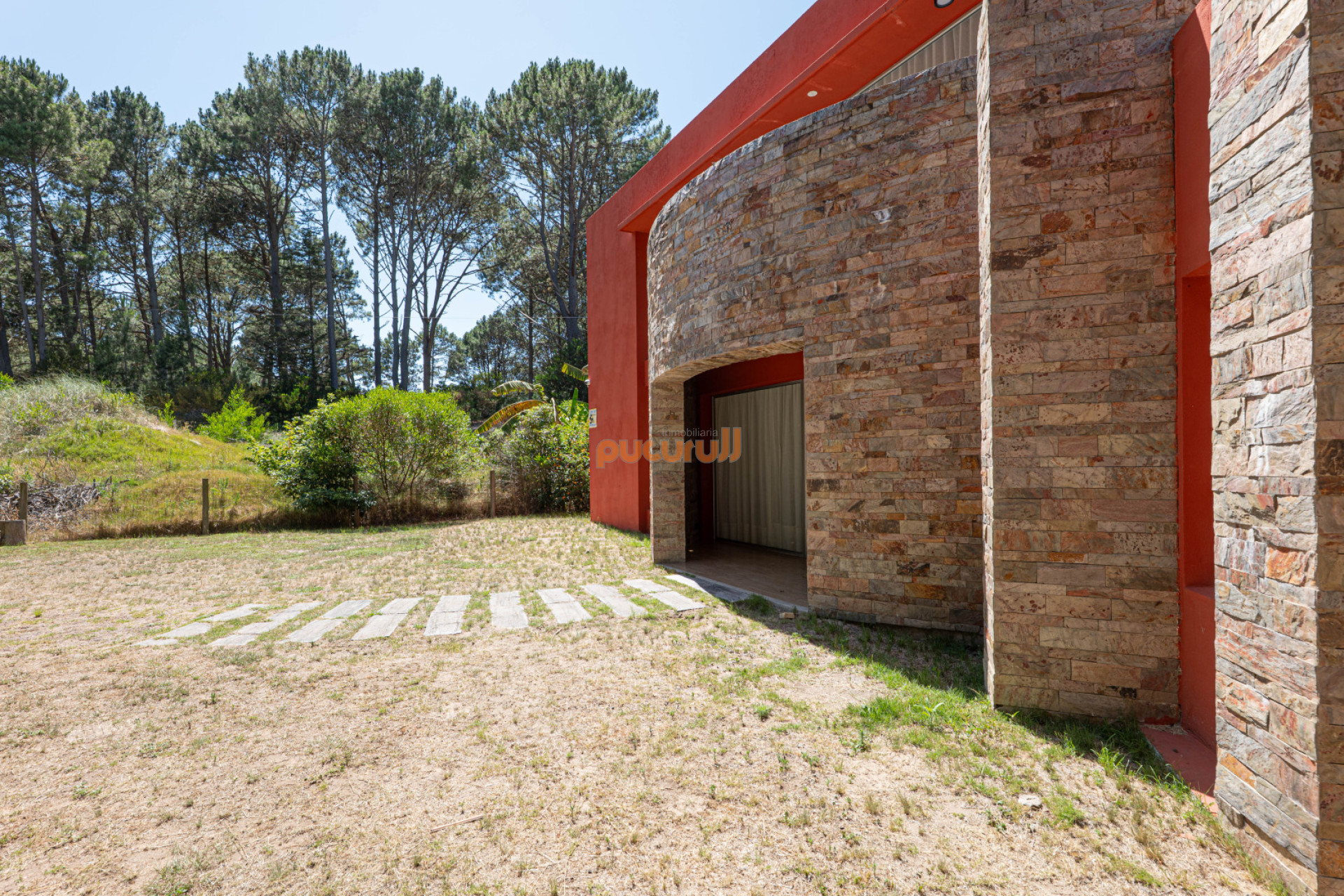 Casa ID.2598 - CASA EN PUNTA BALLENA - 3 DORM 