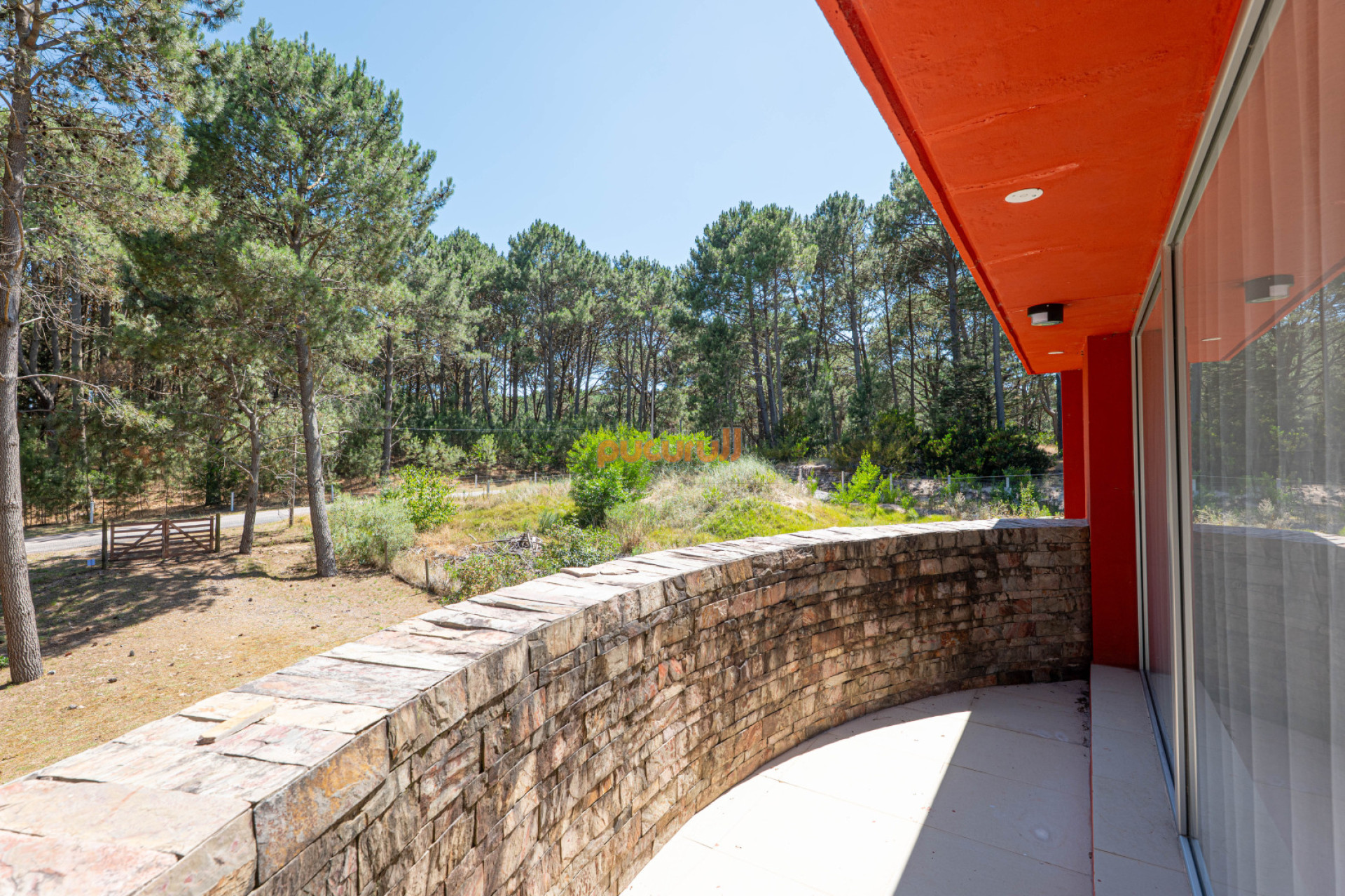 Casa ID.2598 - CASA EN PUNTA BALLENA - 3 DORM 