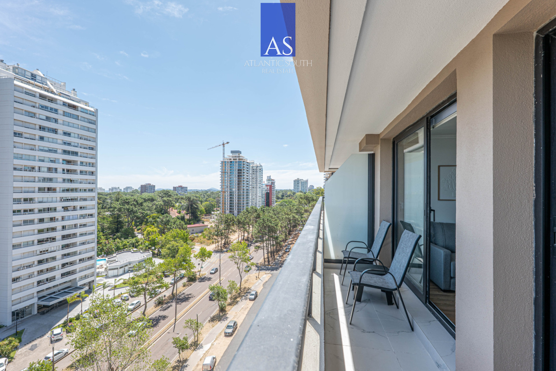 Apartamento ID.4817 - SEA GARDEN TORRE II 1 DORM VISTA AL MAR