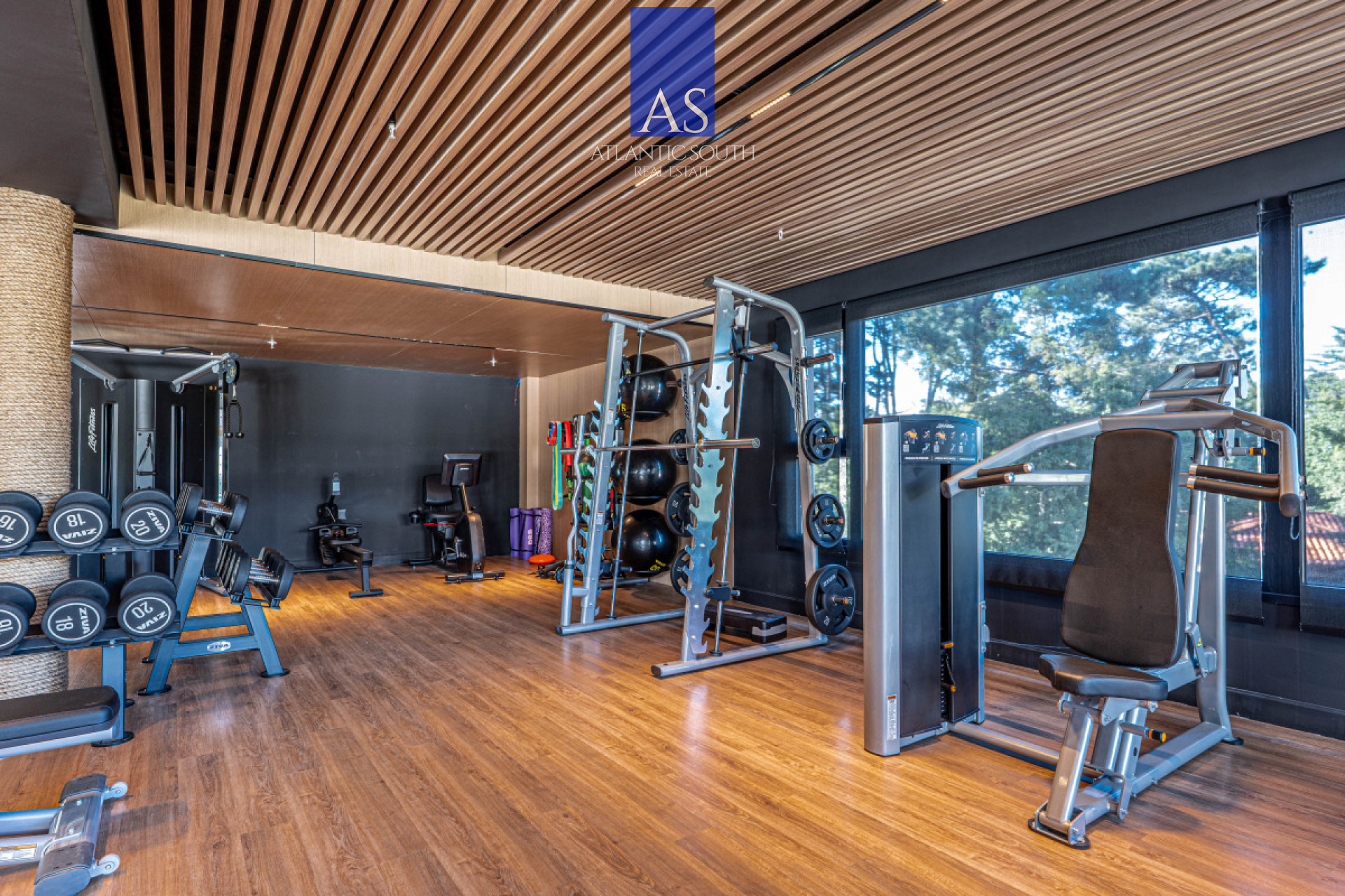 Apartamento ID.4817 - SEA GARDEN TORRE II 1 DORM VISTA AL MAR