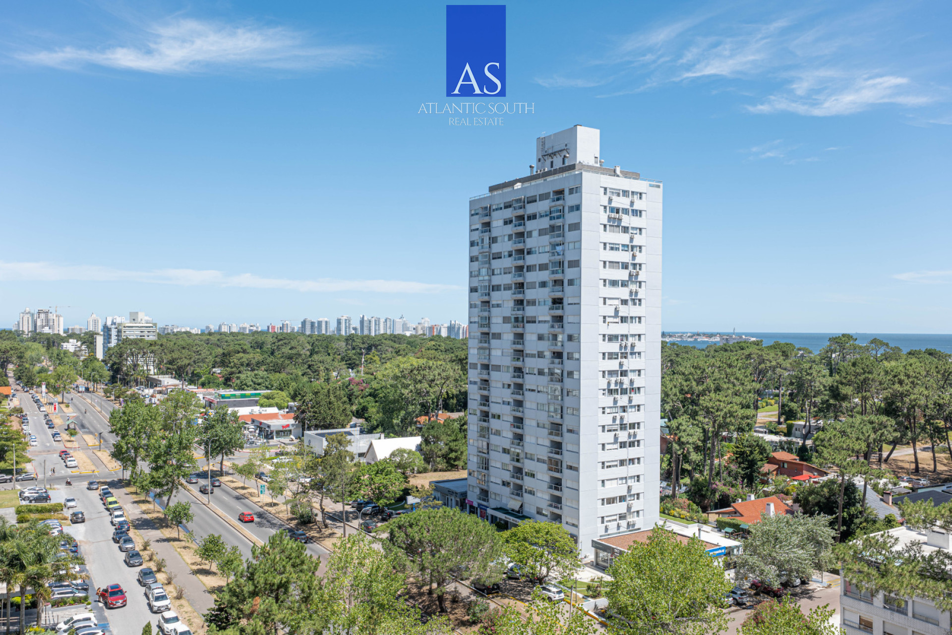 Apartamento ID.4817 - SEA GARDEN TORRE II 1 DORM VISTA AL MAR