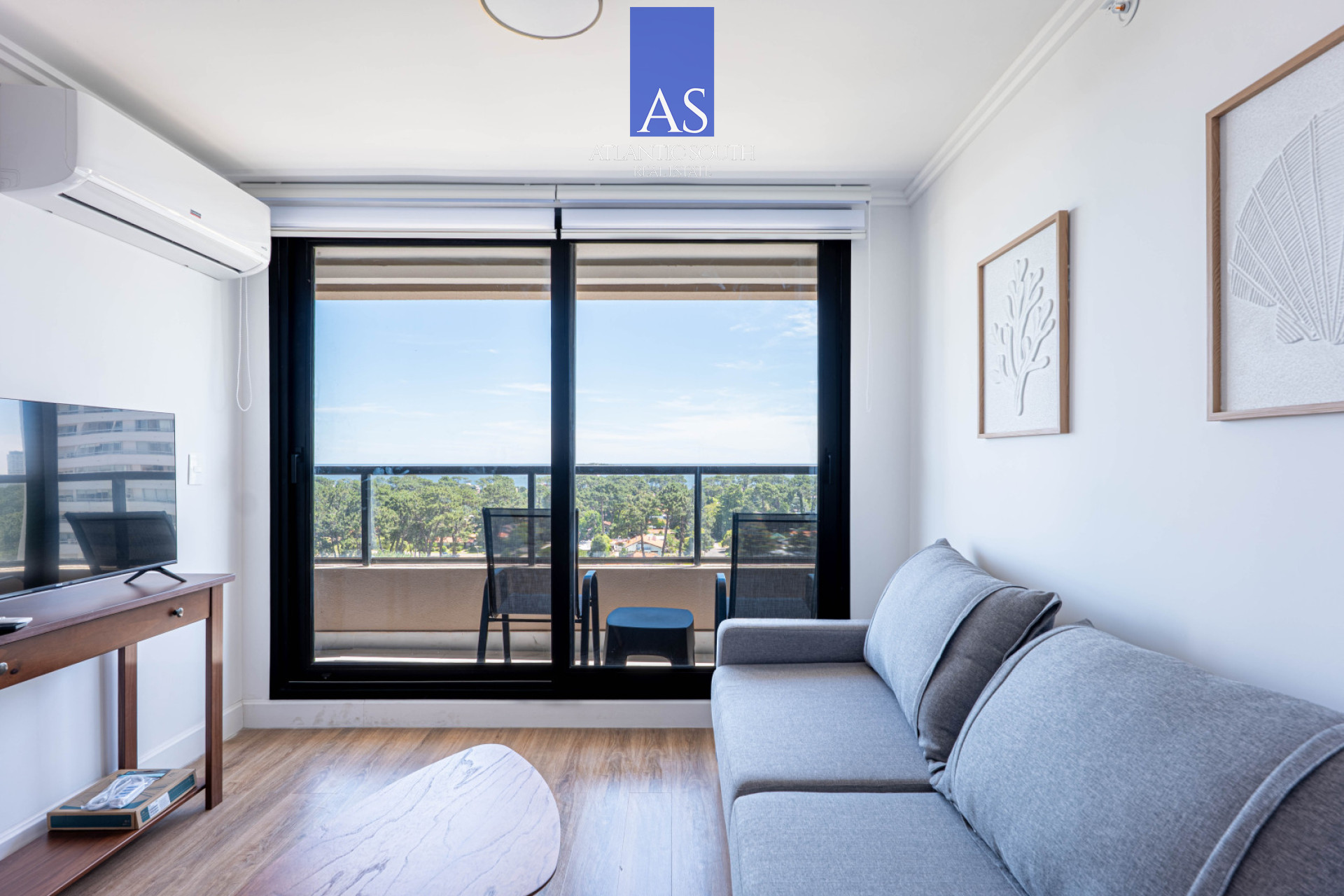 Apartamento ID.4817 - SEA GARDEN TORRE II 1 DORM VISTA AL MAR