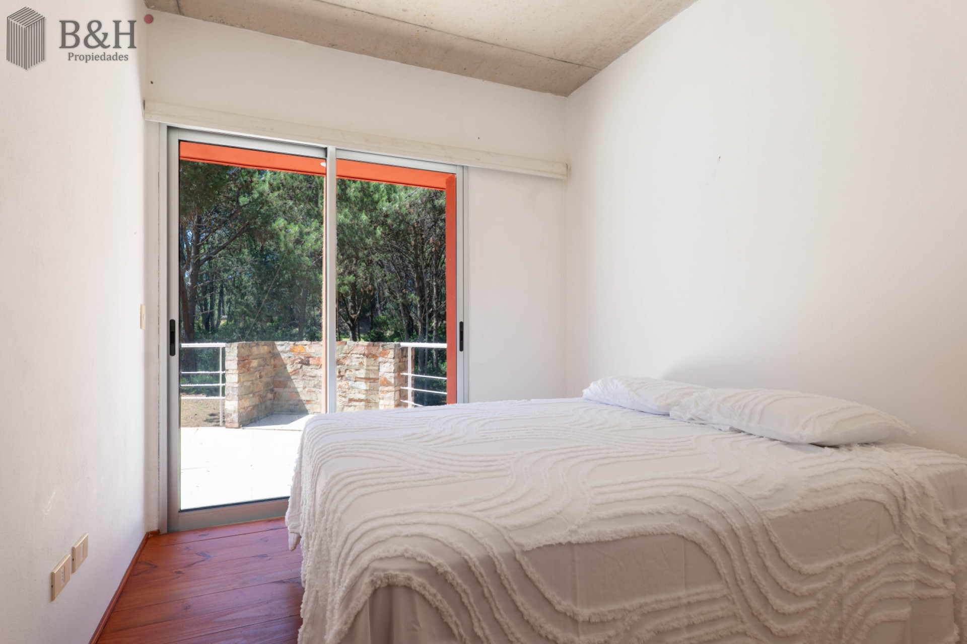 Casa ID.6537 - CASA EN PUNTA BALLENA - 3 DORM 