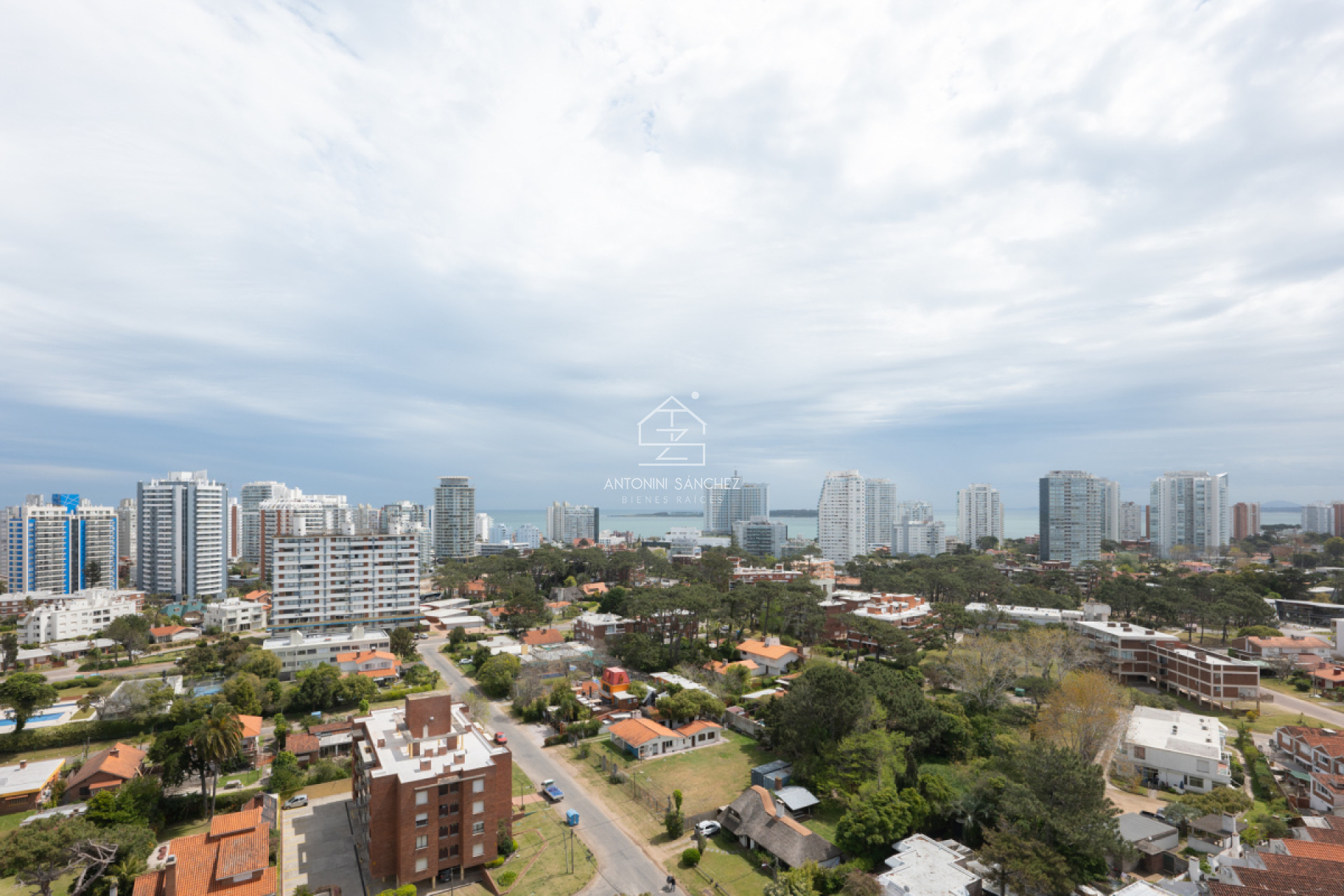 Apartamento ID.2632 - VENTA DEPARTAMENTO EN CHRONOS 1 DORMITORIO Y MEDIO