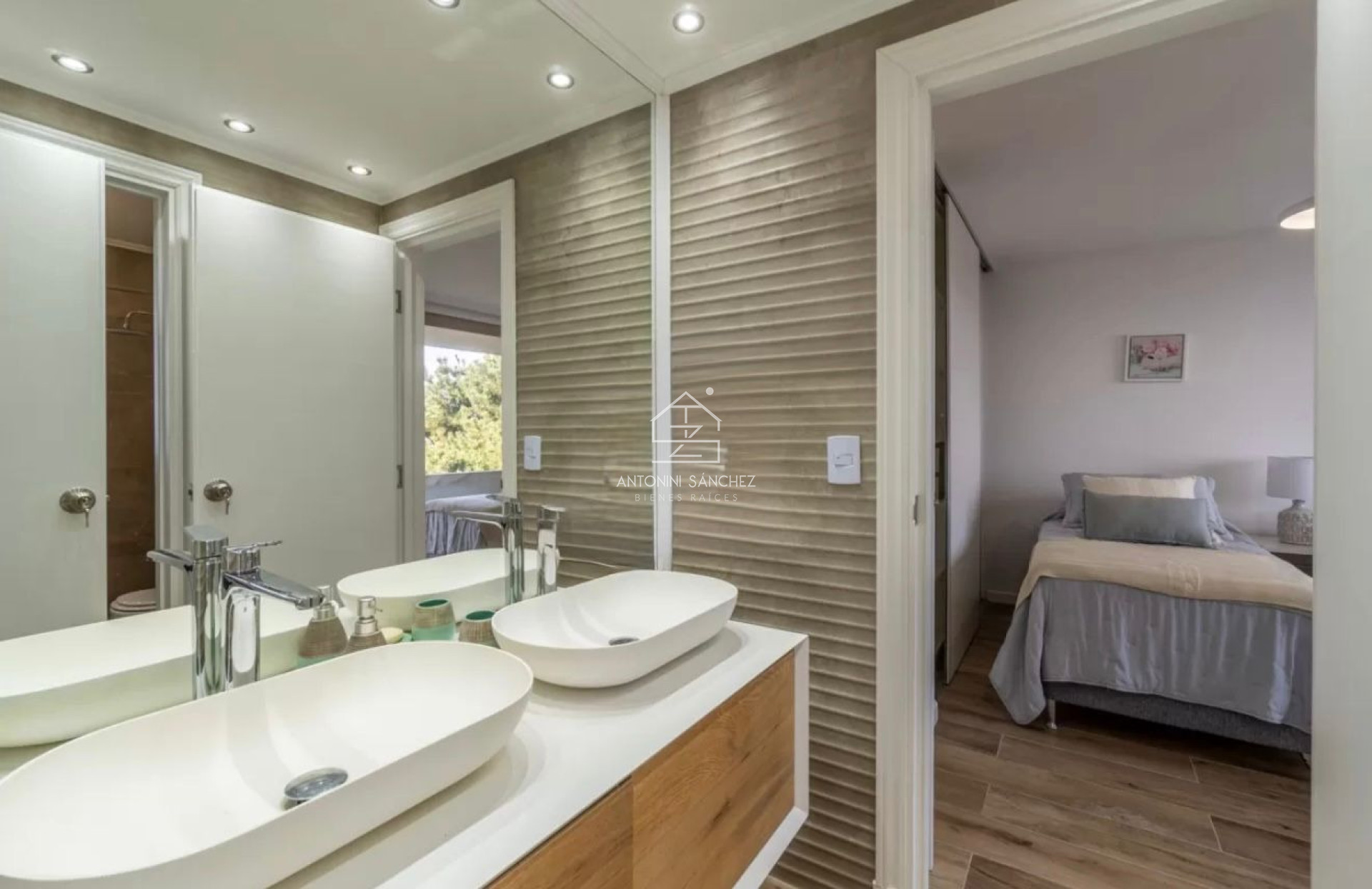 Casa ID.2905 - Venta Casa 3 Dormitorios Tio Tom