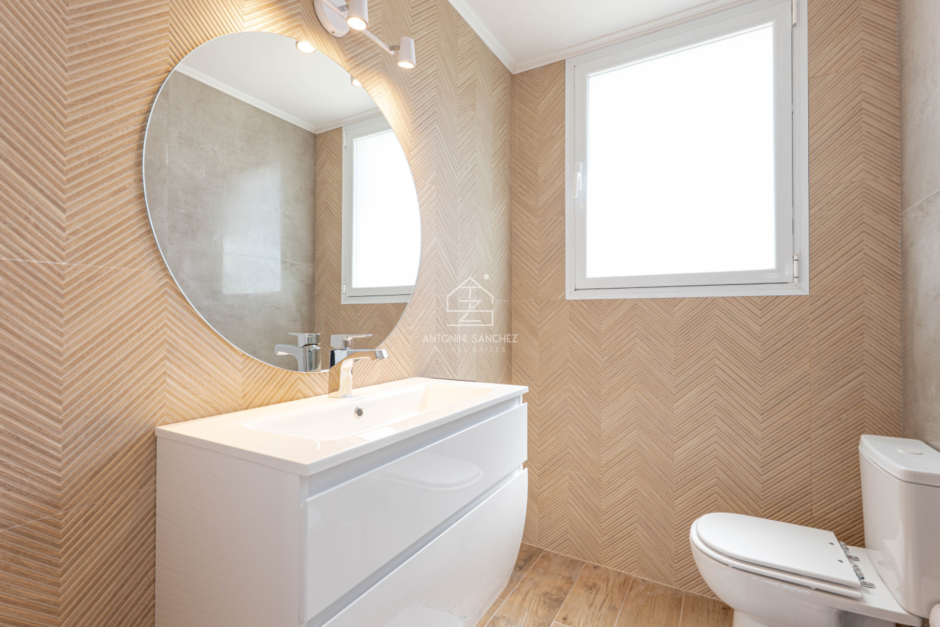 Casa ID.2905 - Venta Casa 3 Dormitorios Tio Tom