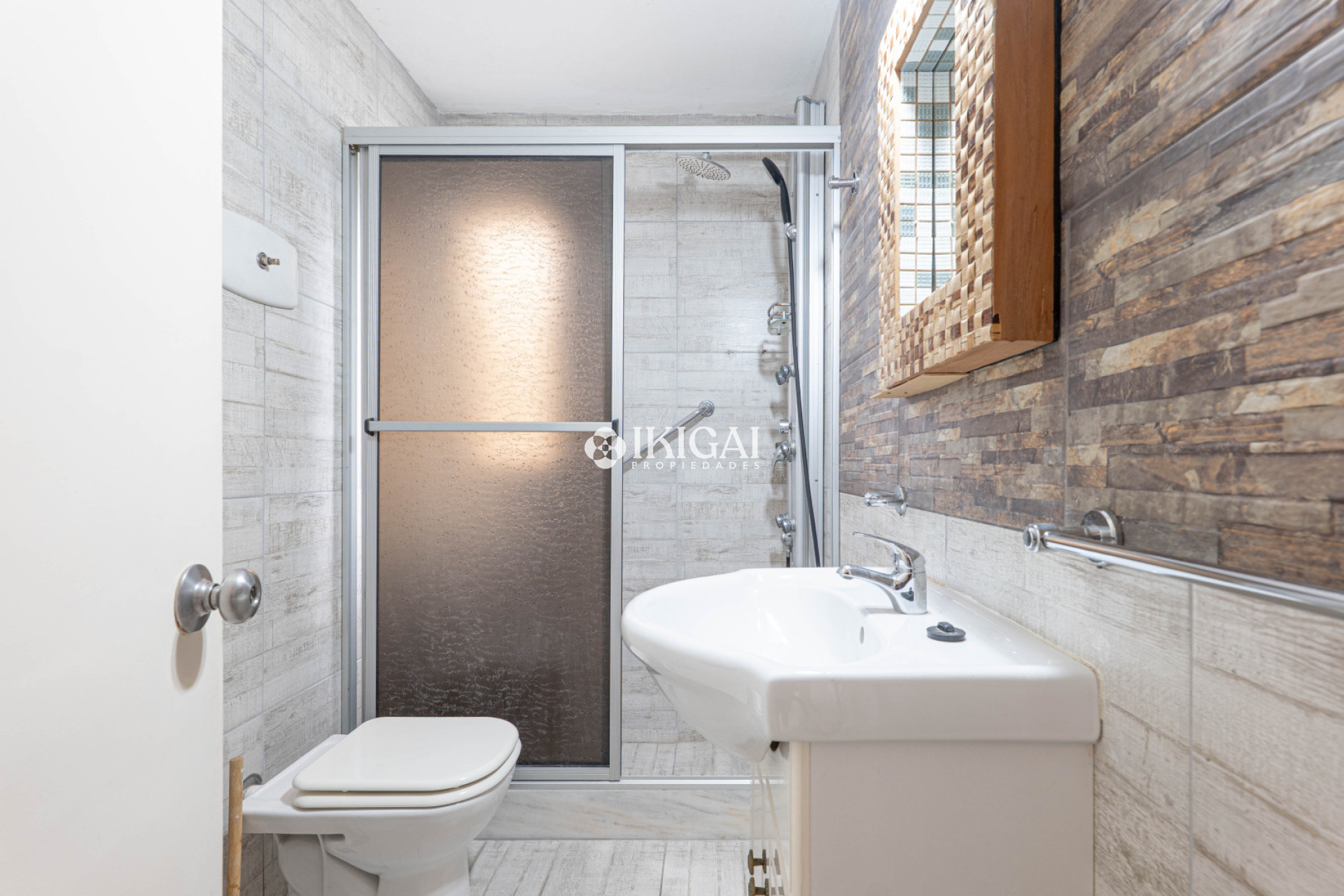 Apartamento ID.924 - PENINSULA 2 DORM