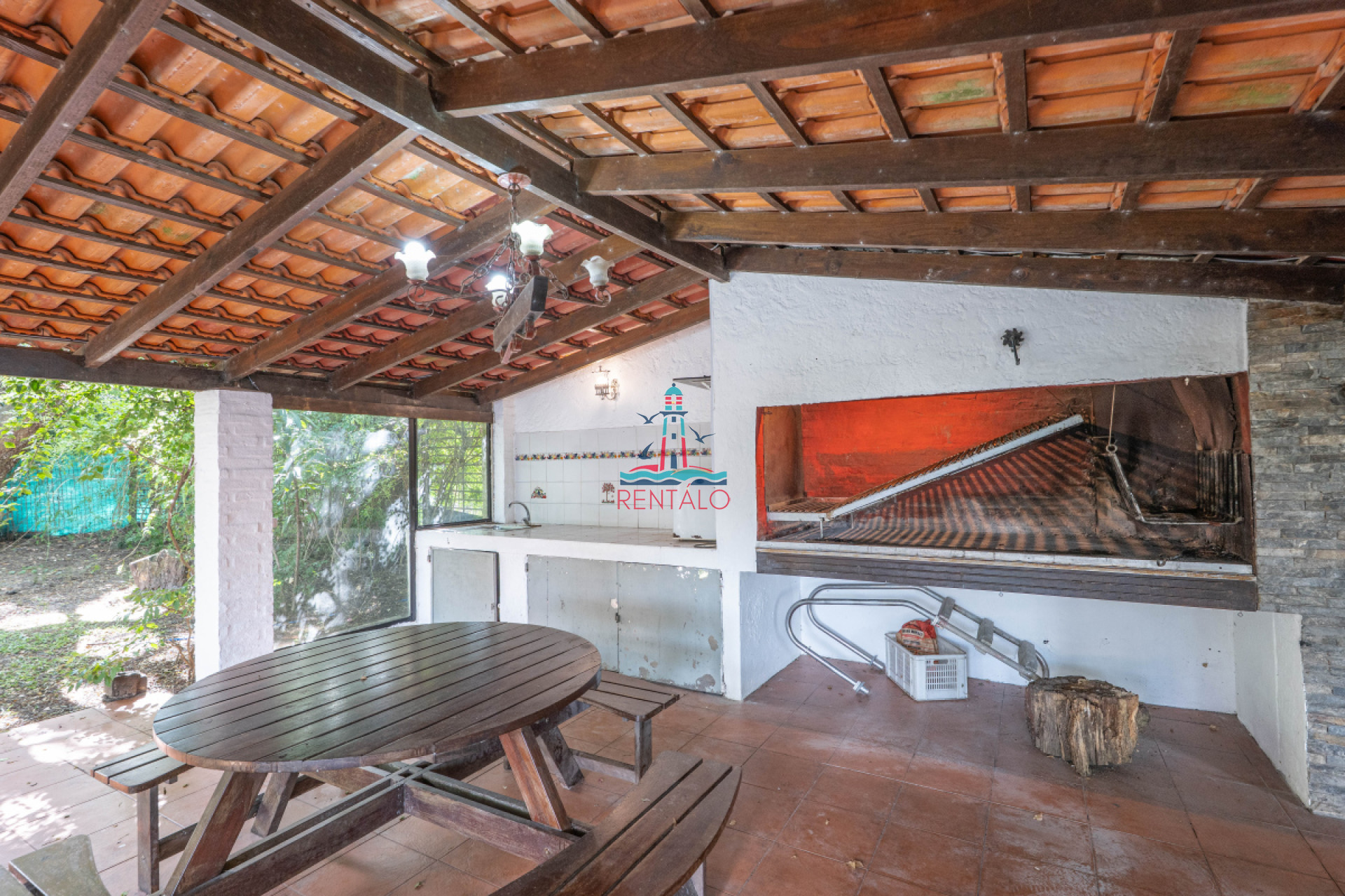 Casa ID.268 - CASA EN OPORTUNIDAD ZONA COLEGIOS - 3 DORM.