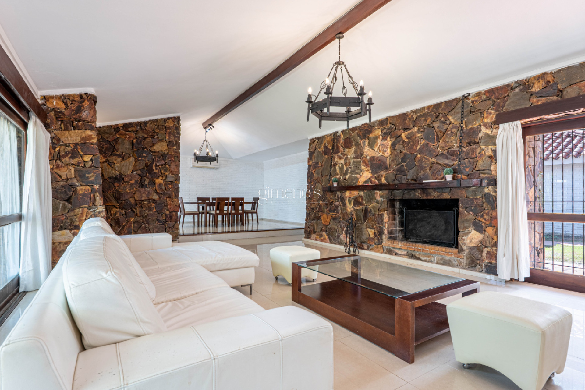 Casa ID.48 - Casa de 3 dormitorios en Venta - ZONA COLEGIOS - Punta del Este 