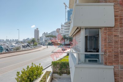 PUERTO - 4 DORMS - ALQUILER  - MKT7630A