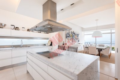 ACQUA - CON VISTA AL MAR  - MKT7407A