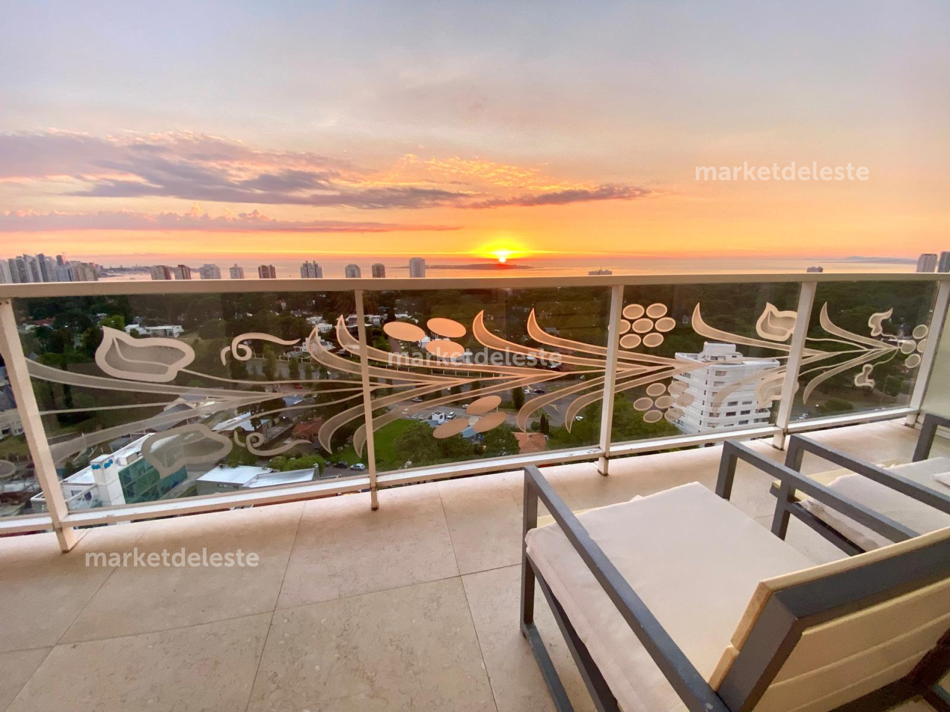 Apartamento ID.7140 - YOO 2 DORM CON VISTA