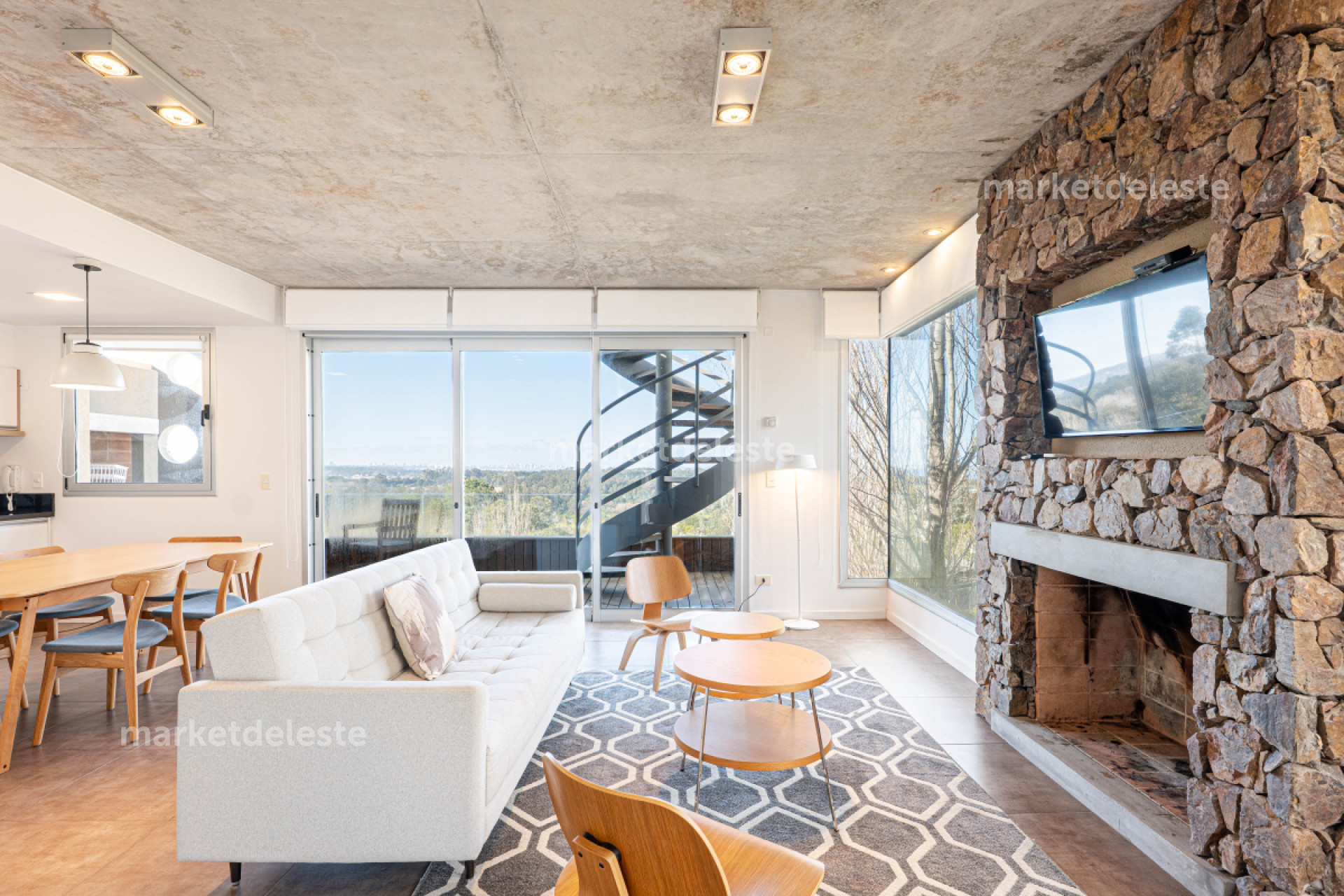 Apartamento ID.7254 - DUPLEX EN VENTA 1 DORM.