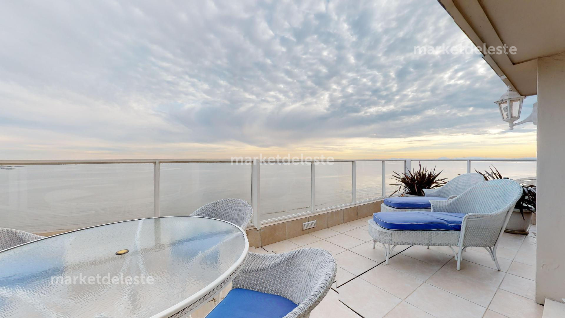 Apartamento ID.3834 - PENT HOUSE - PLAYA MANSA 