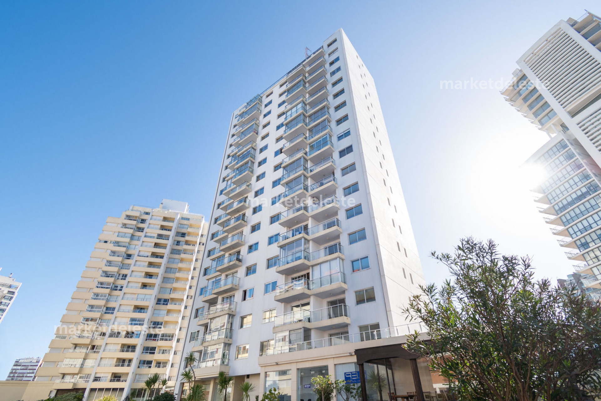 Apartamento ID.5709 - TORRE TRIANGULO - 3 DORM