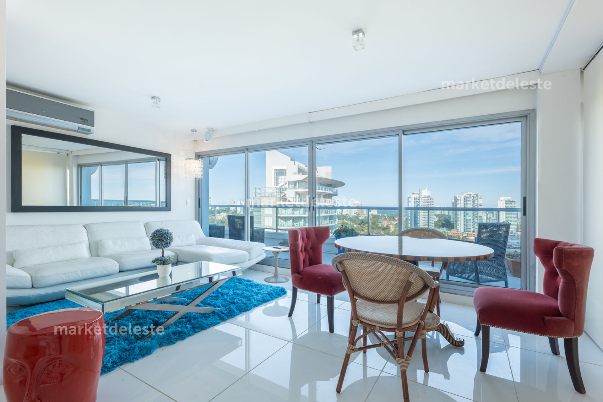 Apartamento ID.5921 - PENT HOUSE DÚPLEX  - 1 DORM