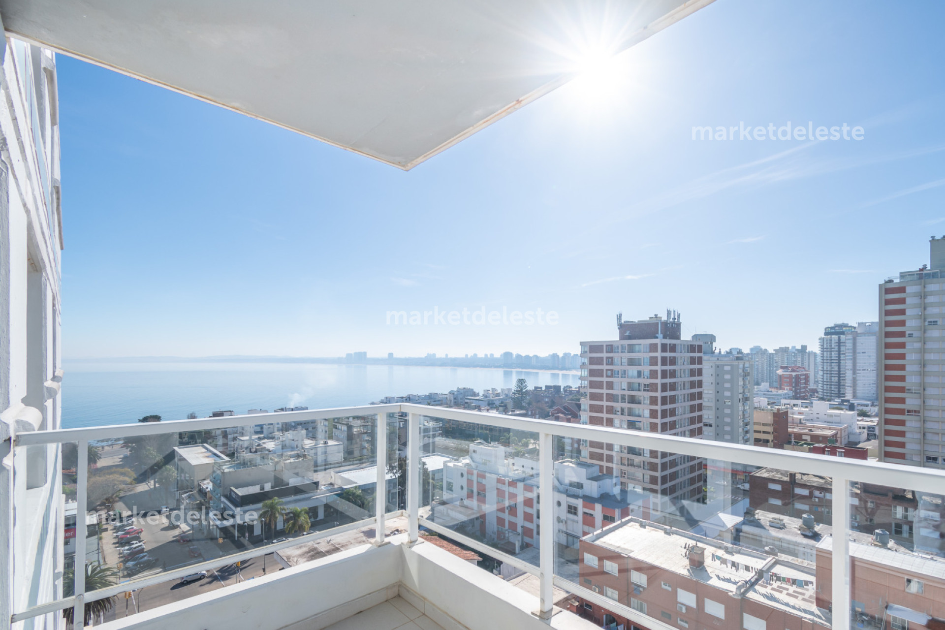 Apartamento ID.7803 - EDIFICIO LUX TOWER 2 DORMITORIOS 