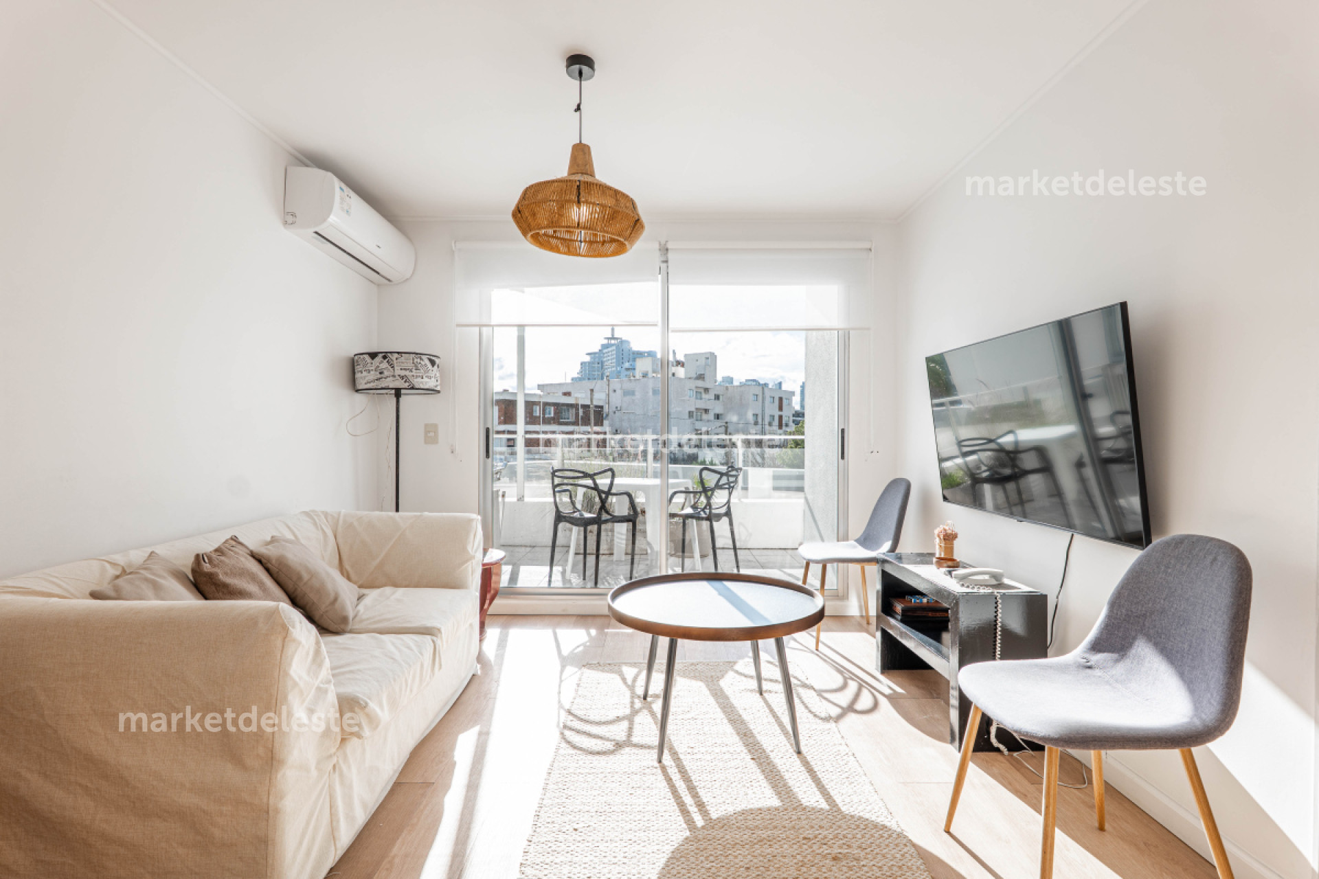 Apartamento ID.7399 - TORRE TRIANGULO - 1 DORMITORIO