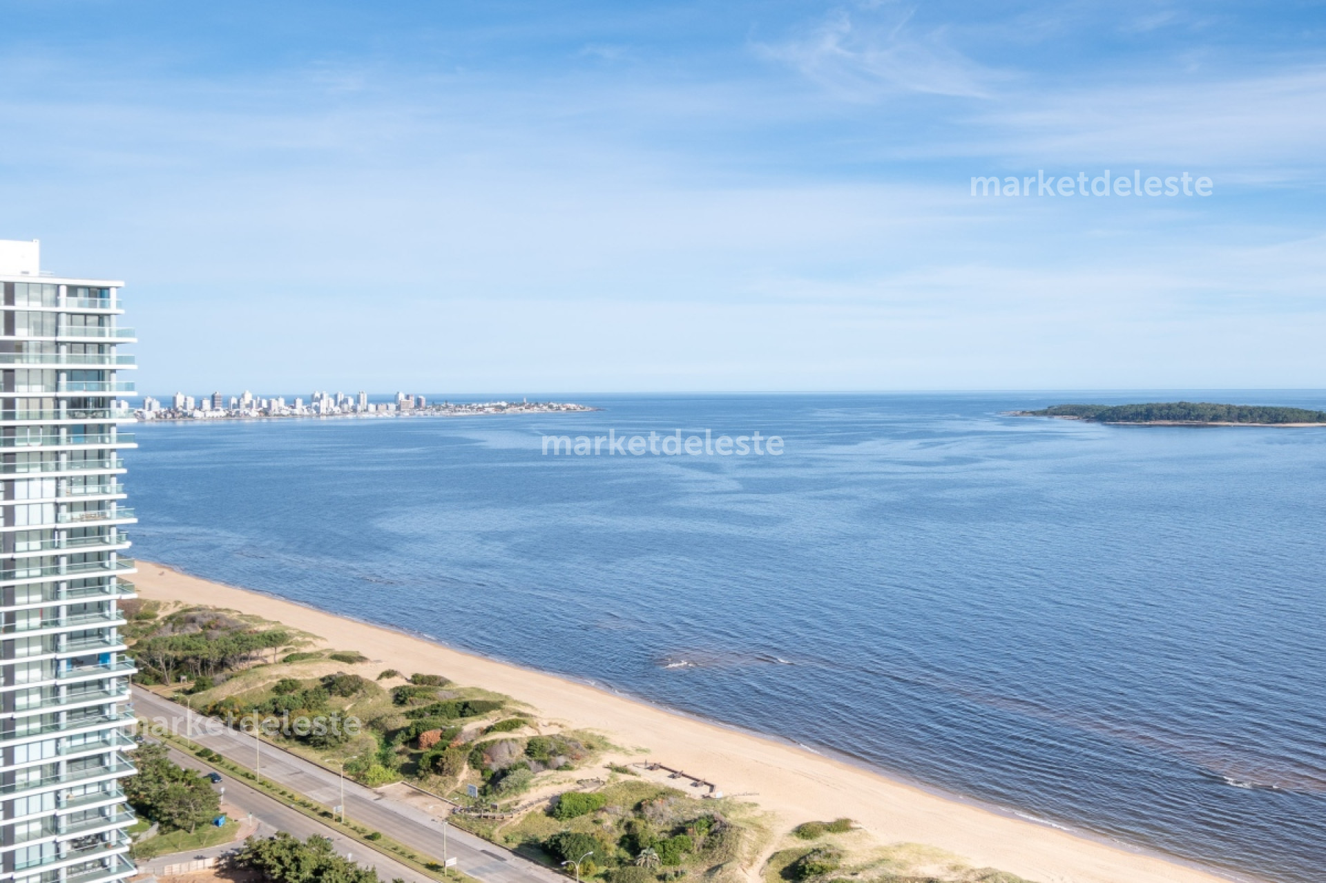 Apartamento ID.6308 - AQUARELA 03 - 2 SUITES