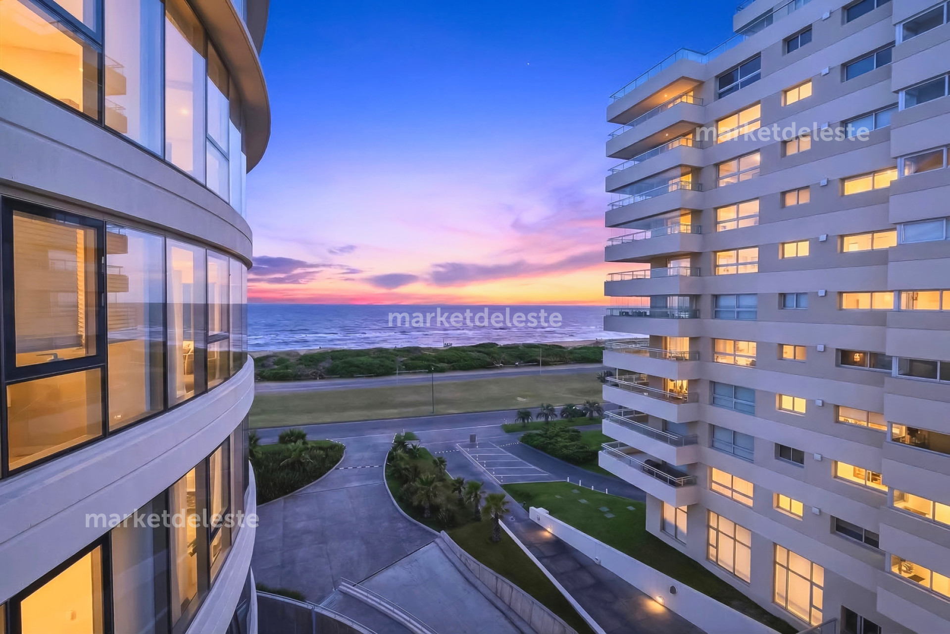 TRUMP TOWER - 2 SUITES - MKT7877A