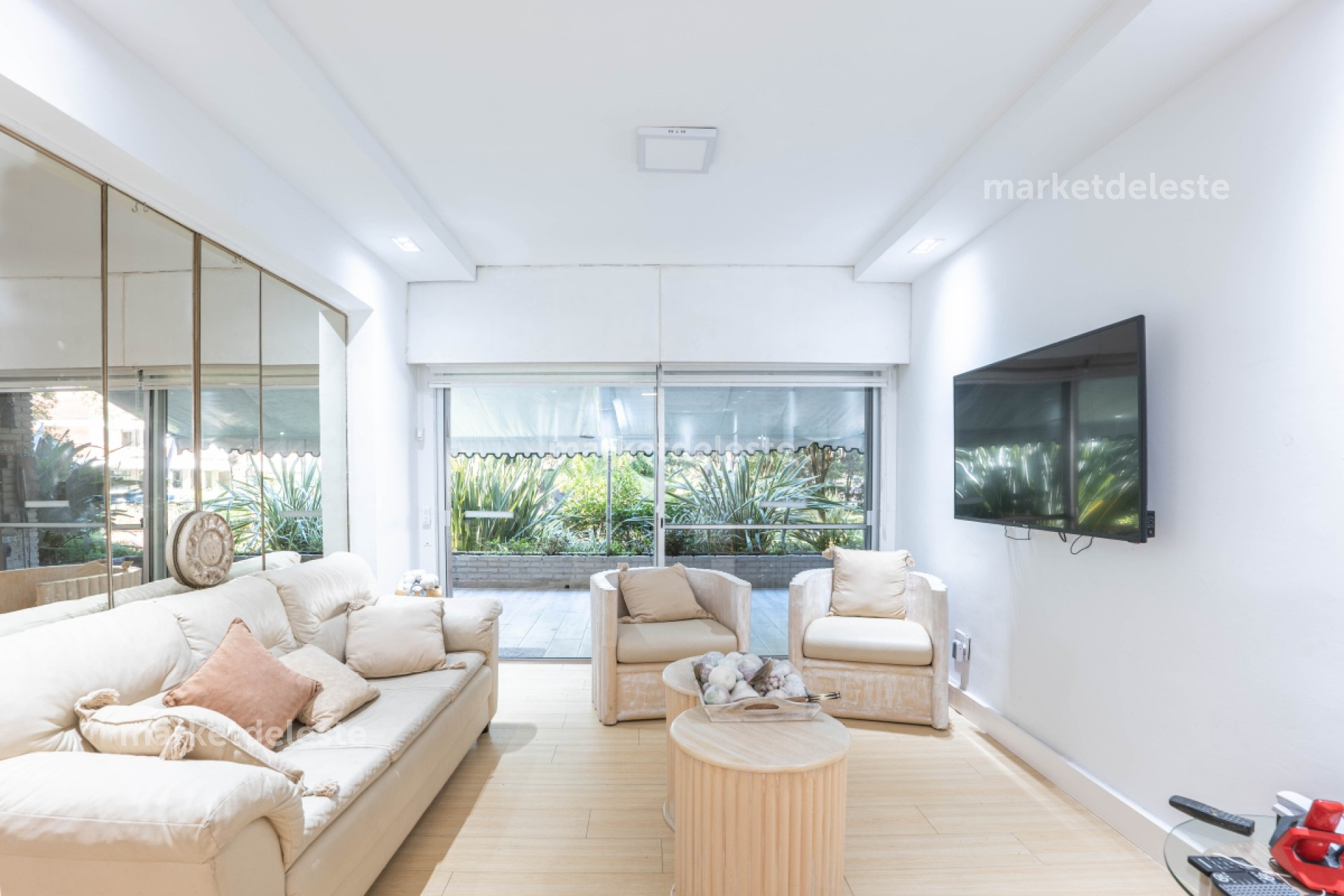 Apartamento ID.6399 - EDIFICIO ALERCE PLAZA 4 DORMS 