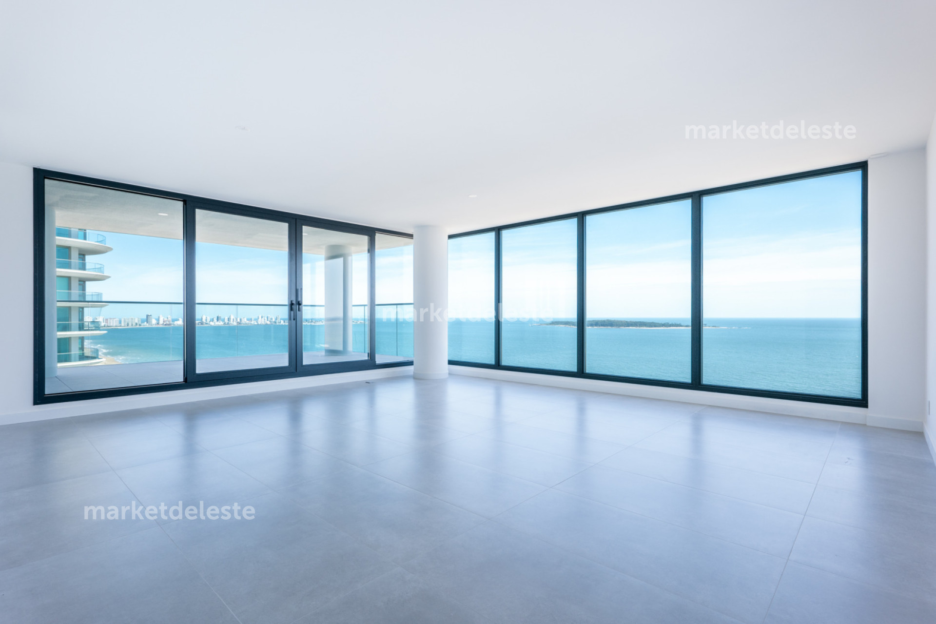 Apartamento ID.7776 - VENETIAN ESQUINERO PISO ALTO 