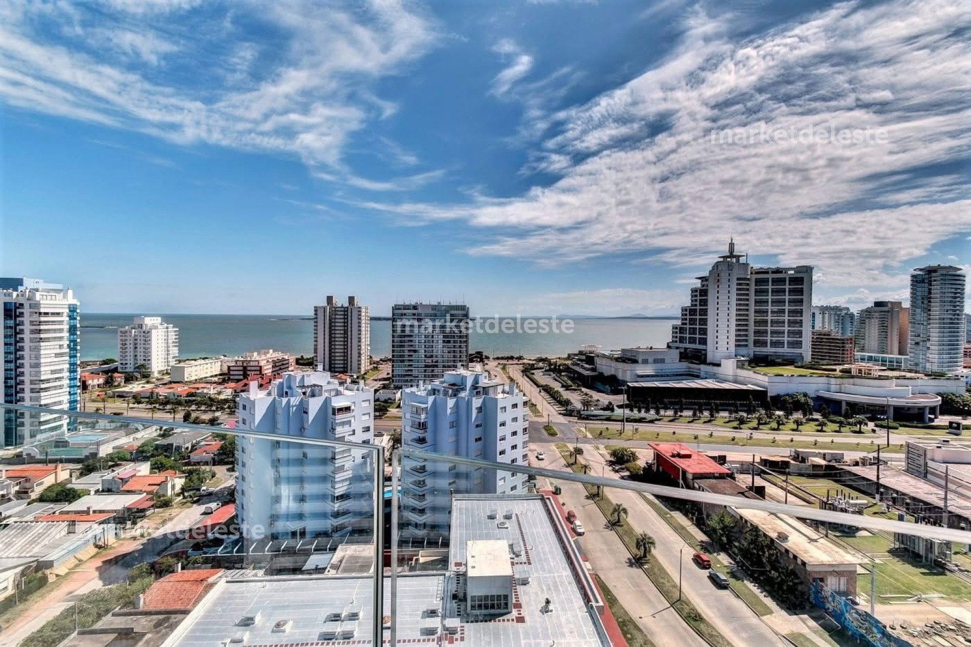 Apartamento ID.7127 - ARTOWER - PISO ALTO - 2 DORM