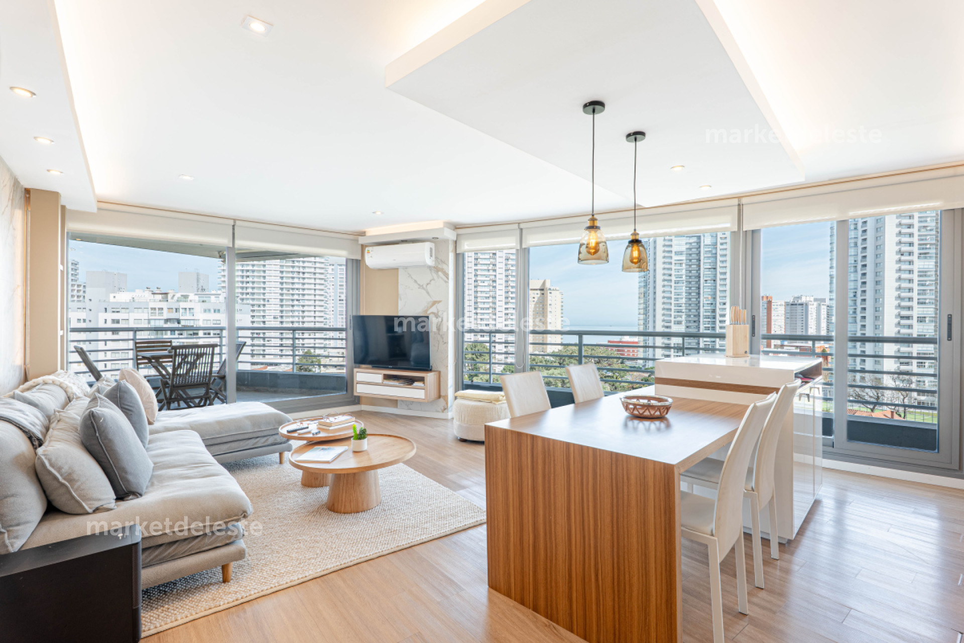 Apartamento ID.7638 - ALEXANDER BOULEVARD ESQUINERO