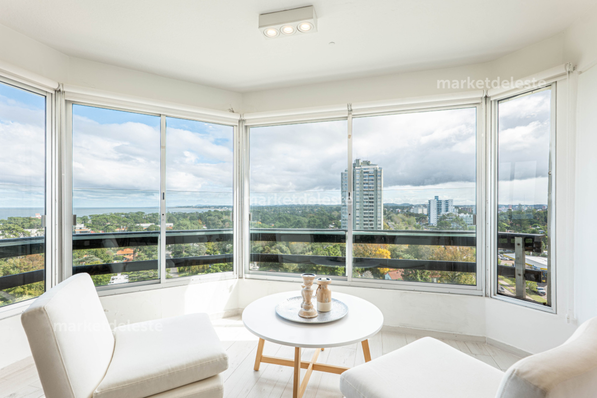 Apartamento ID.7314 - BORA BORA 3 DORM RECICLADO