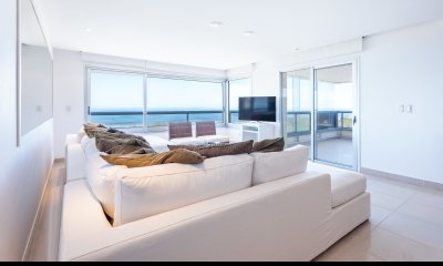 MARINA 12 PENT HOUSE DUPLEX