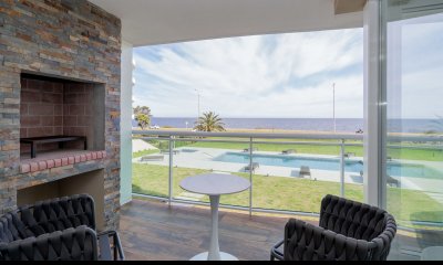 EDIFICIO CRUCEROS PUNTA DEL ESTE