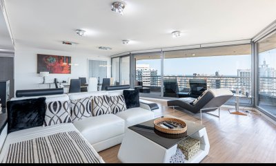 ALEXANDER BOULEVARD PISO ALTO