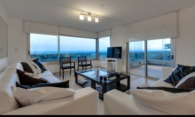 DEPARTAMENTO MARINA 12 -  3 DORM