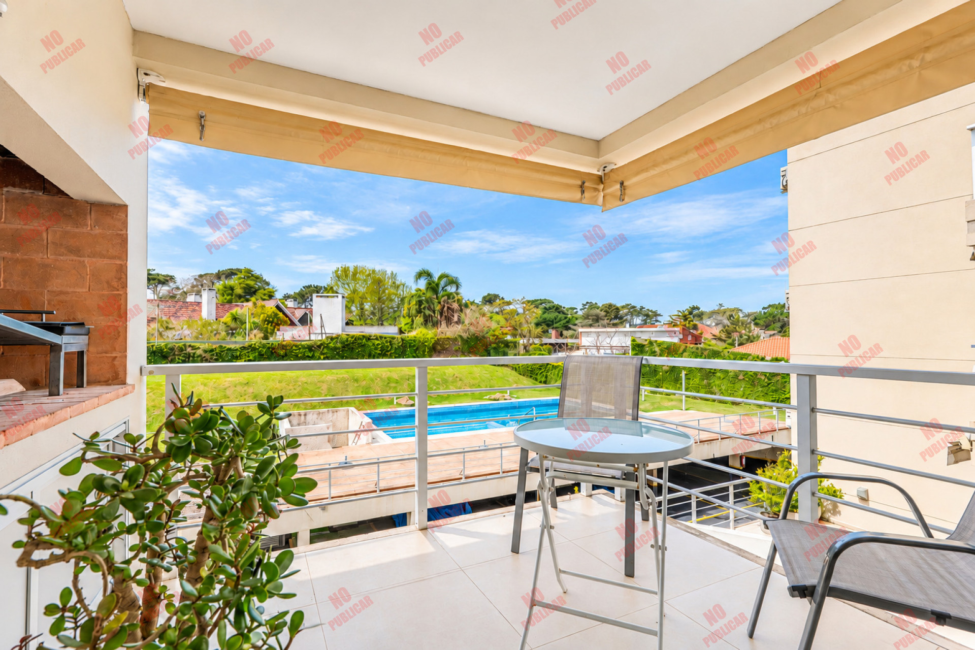 1 DORMI EN VENTA PLAYA MANSA CON O SIN MUEBLES 