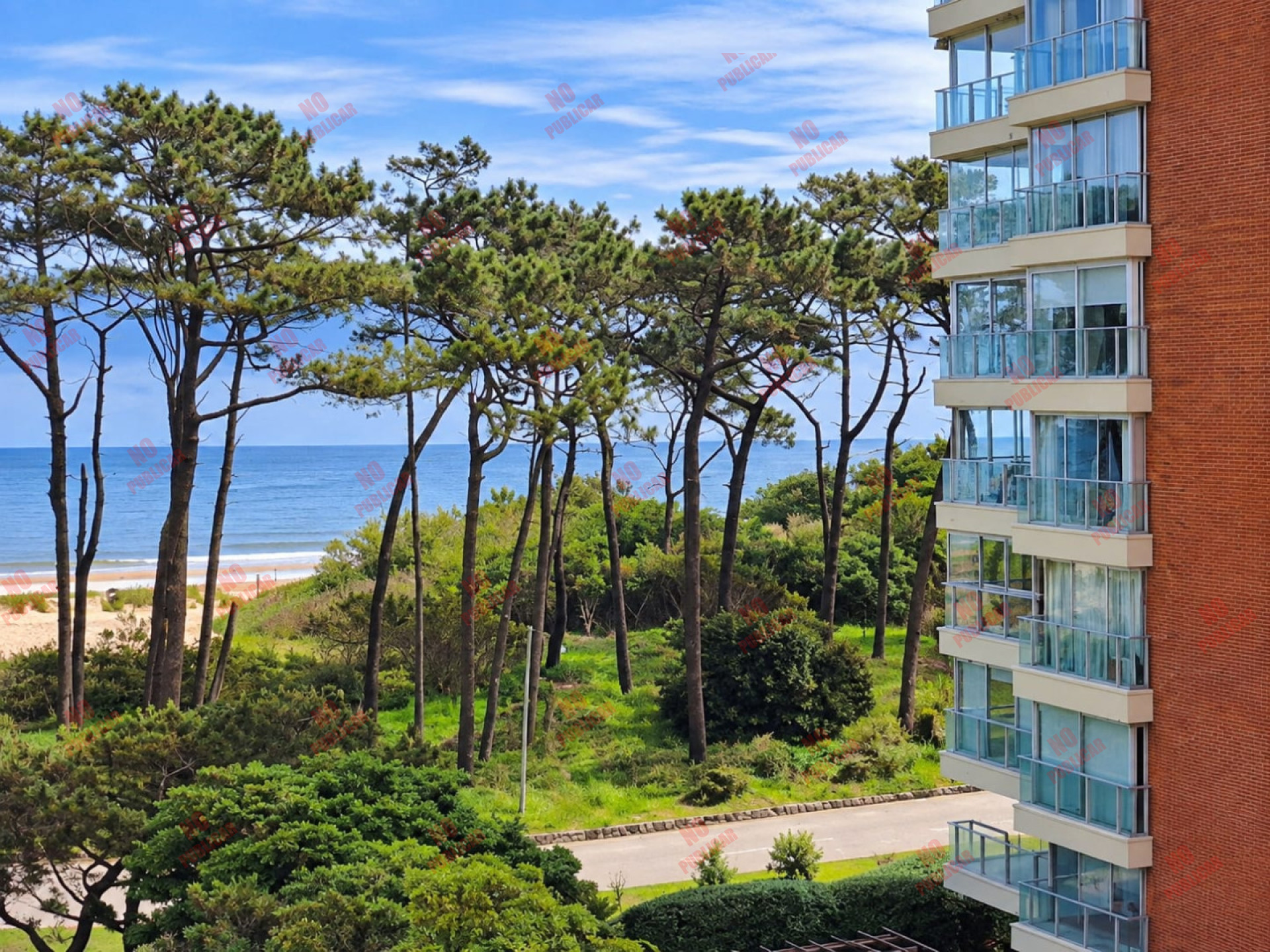 Departamento en venta en Palm Beach Mansa, Oportunidad en Punta del Este